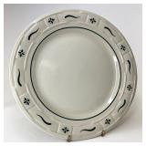 USA green dinner plate-gently used