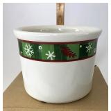 NIB Holiday 1 pint crock
