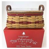 Treats with lid and tie on