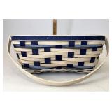 Hostess blue & white snow drift
