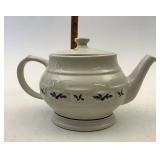 Traditional Holly teapot
