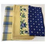 Blue and yellow napkins