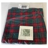 Evergreen Plaid 36 inch table square