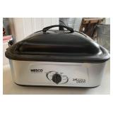 NESCO 18 court roaster oven