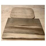 2 cutting boards