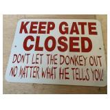 Keep gate closed sign