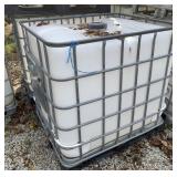 275 gallon water tank