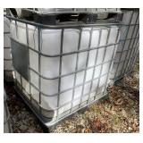 275 gallon water tank