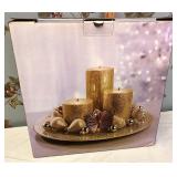 Centerpiece decor has been used