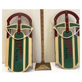 Runner sled decor