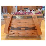 1992 seasons greetings longaberger basket