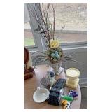 Miscellaneous decor