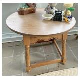 Round end table