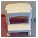 2 step stepstool