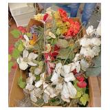 Large lot of miscellaneous flower Decor