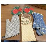 Oven mitts