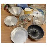 Miscellaneous cookware