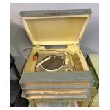 Dual amplified RCA victor
