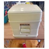 Portable toilet