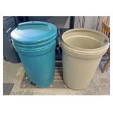 2 Rubbermaid trash cans