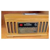 DETROLA 4-IN-1 MUSIC CENTER KM837