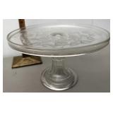 Glass cake stand