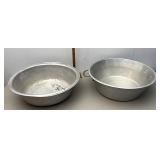 Large aluminum pans