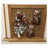 Basket weave shelf with a pair of hooters