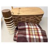 Peterborough picnic basket with thermos and throw