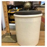 Ransbottom Pottery crock