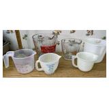 Measuring cups
