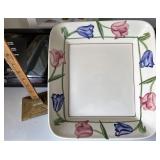 Heartstone pottery tulips square bowl