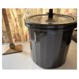 Tupperware canister