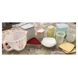 Tupperware lot