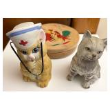 Figurines