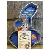 Bugs bunny Wilton cake pan