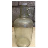 Half gallon glass jar