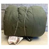 Heavy sleeping bag