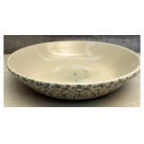 Pottery bowl