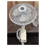 Clip on fan