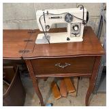 Universal sewing machine