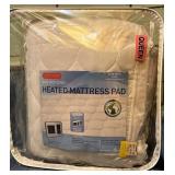 Queen sized heated mattress pad