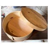 Circular wooden box