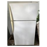 Amana refrigerator