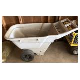 Plastic Rubbermaid Gordon trailer