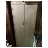 Metal closet