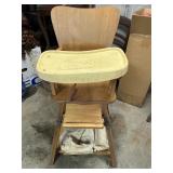 Wooden highchair with plastic tray