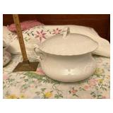 chamber pot