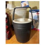 Retro Rubbermaid ice bucket