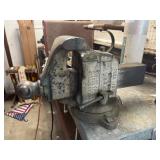 Large read manufacturing benchtop vice